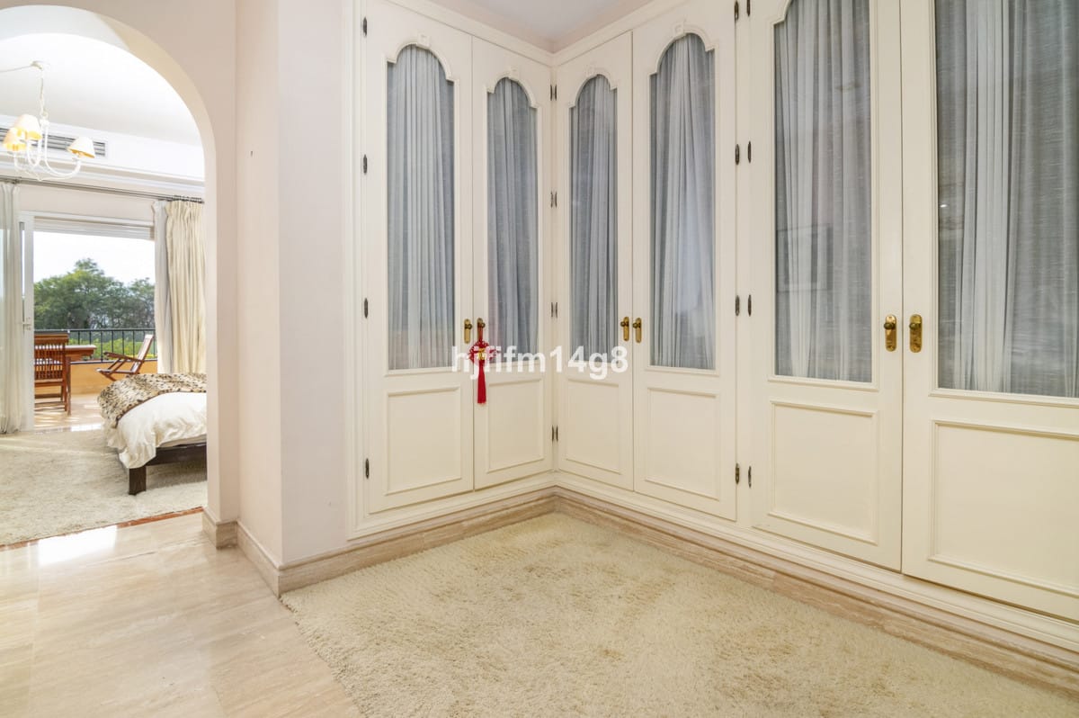 Drie-slaapkamer appartement aan de Golden Mile, Marbella in The Golden Mile - foto 12