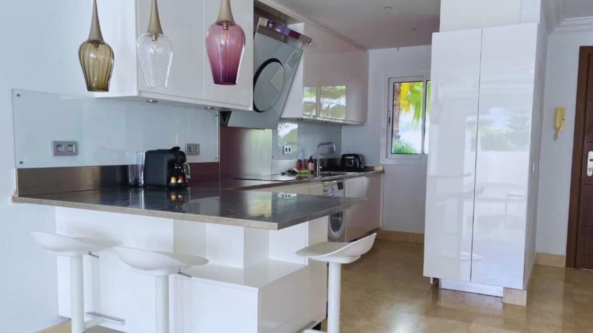 Recent gerenoveerd 2-slaapkamer appartement in Aloha in Aloha - foto 15