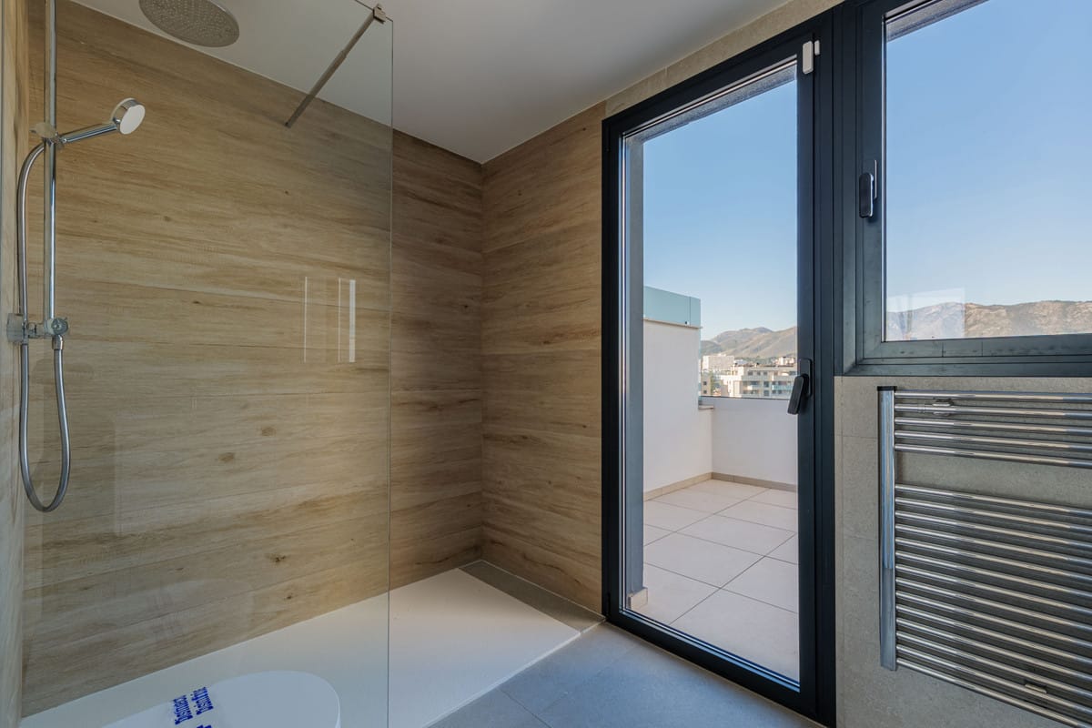 3-slaapkamer penthouse aan het strand in Playamar in Playamar - foto 18