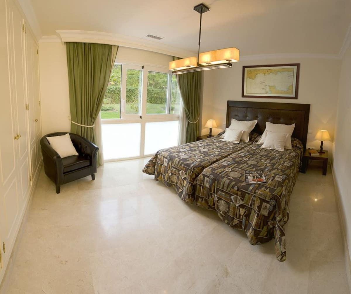 Appartement met twee slaapkamers in Nueva Andalucía in Nueva Andalucía - foto 7