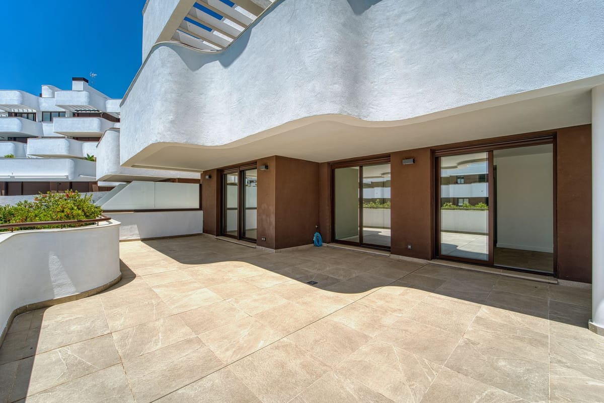 Moderne 2-slaapkamer begane grond in Estepona – Las Mesas in Estepona - foto 14