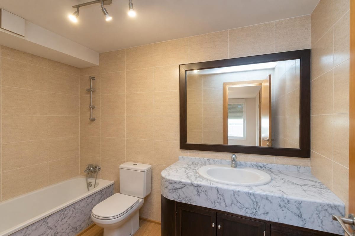 2 bedroom Apartment in Marbella in Marbella - foto 8