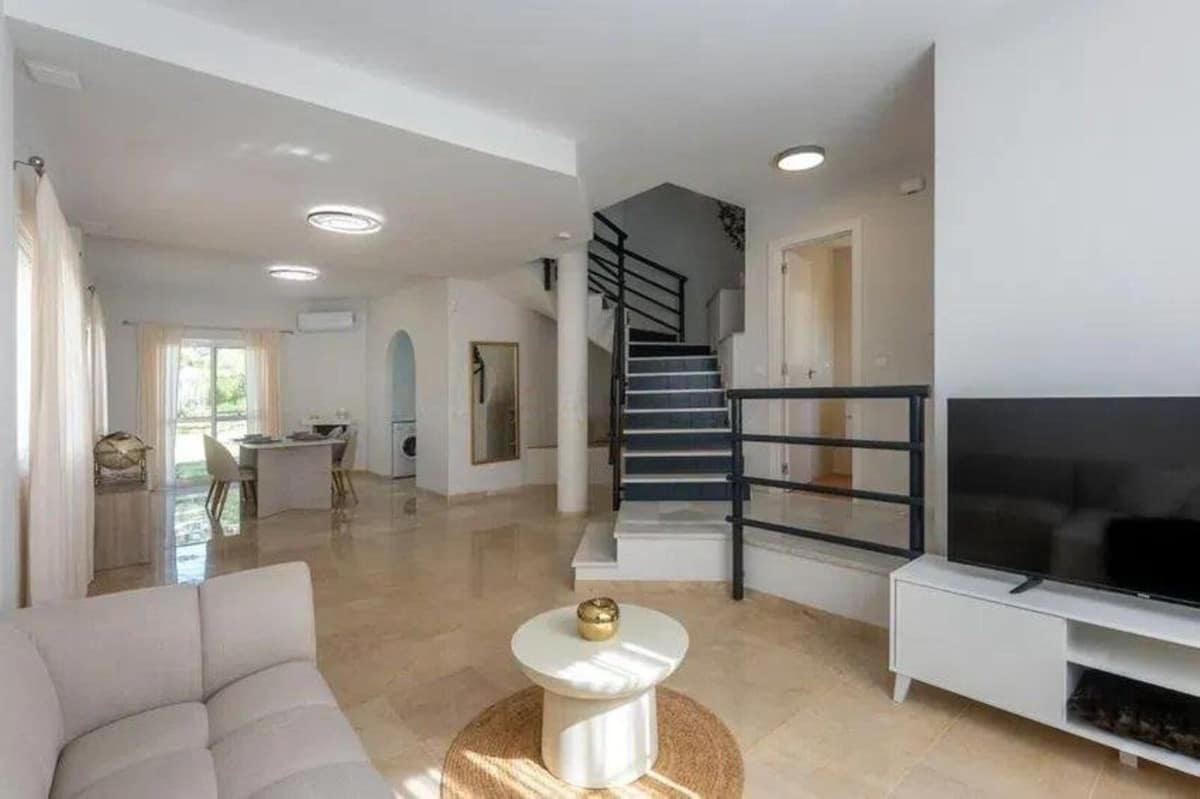 3-slaapkamer villa met zeezicht in Artola-Cabopino, Marbella in Marbella - foto 3