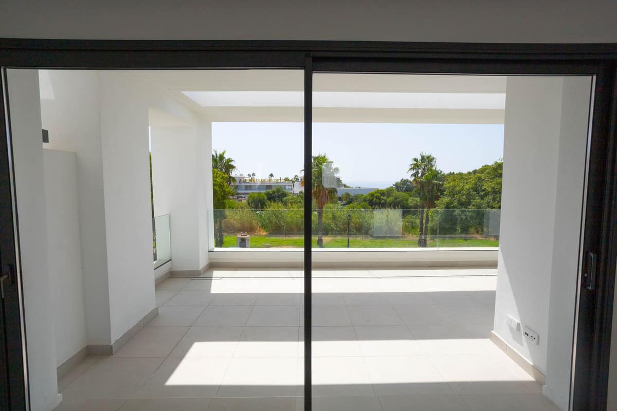 2-slaapkamer appartement met zeezicht in Estepona in Estepona - foto 9