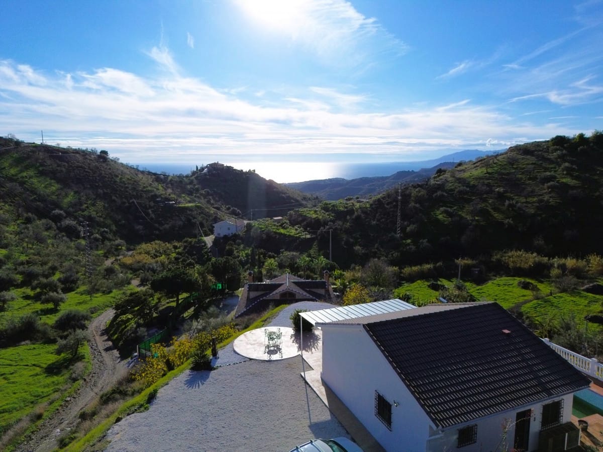 Villa met 2 slaapkamers in Moclinejo in Moclinejo - foto 3