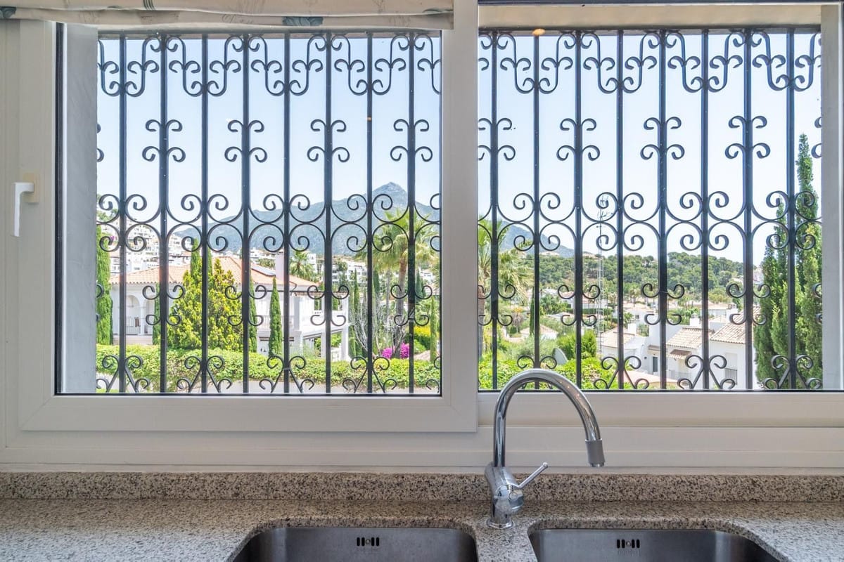 5-slaapkamer villa in Nueva Andalucía in Nueva Andalucía - foto 13