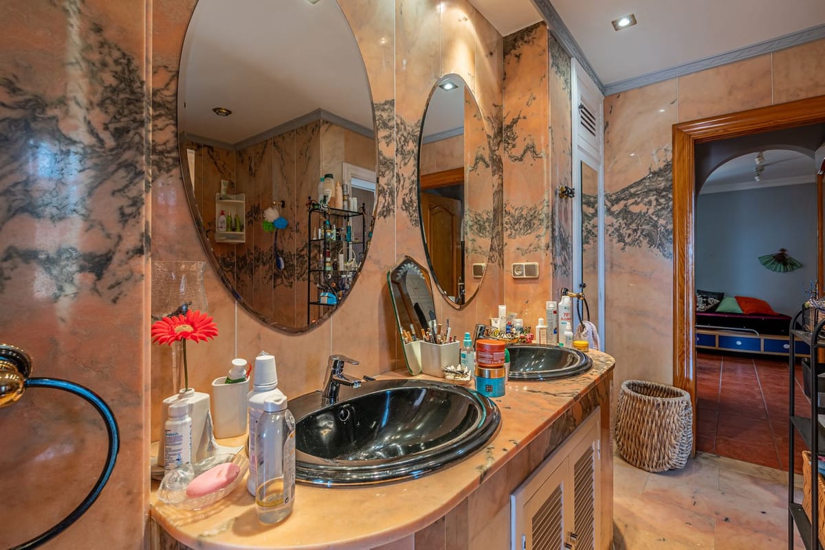 4-slaapkamer villa te koop in Benalmádena Costa met zwembad en privé tuin in Benalmadena - foto 19