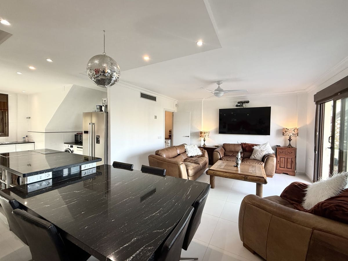 3-slaapkamer villa in Riviera del Sol in Riviera del Sol - foto 7