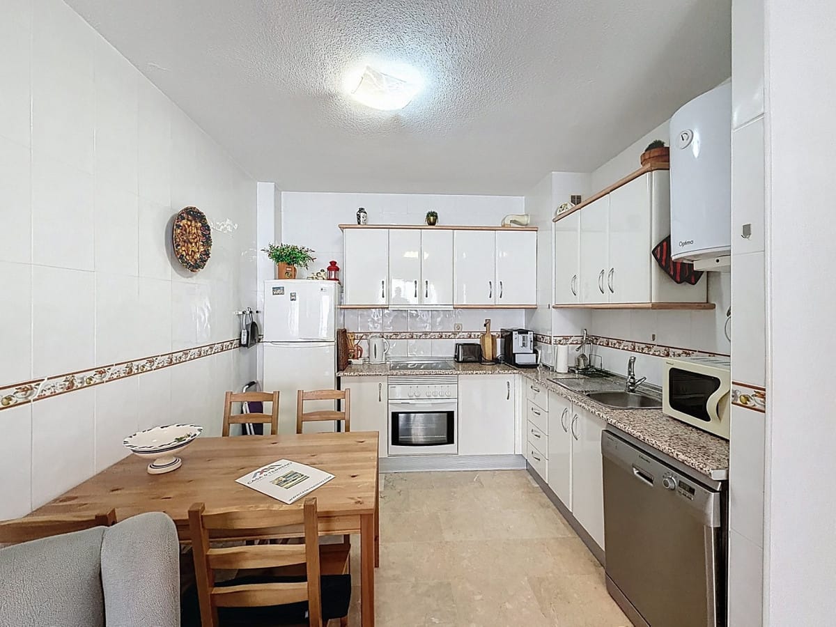 Knusse duplexwoning met 2 slaapkamers in Mezquitilla in Mezquitilla - foto 3