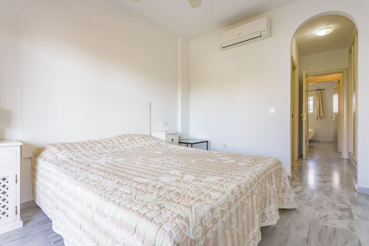 2-slaapkamer appartement in Calahonda, Mijas Costa, Málaga in Calahonda - foto 10