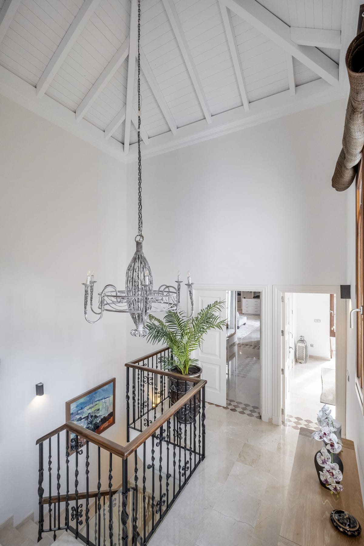 6 bedroom House in El Madroñal in El Madroñal - foto 16