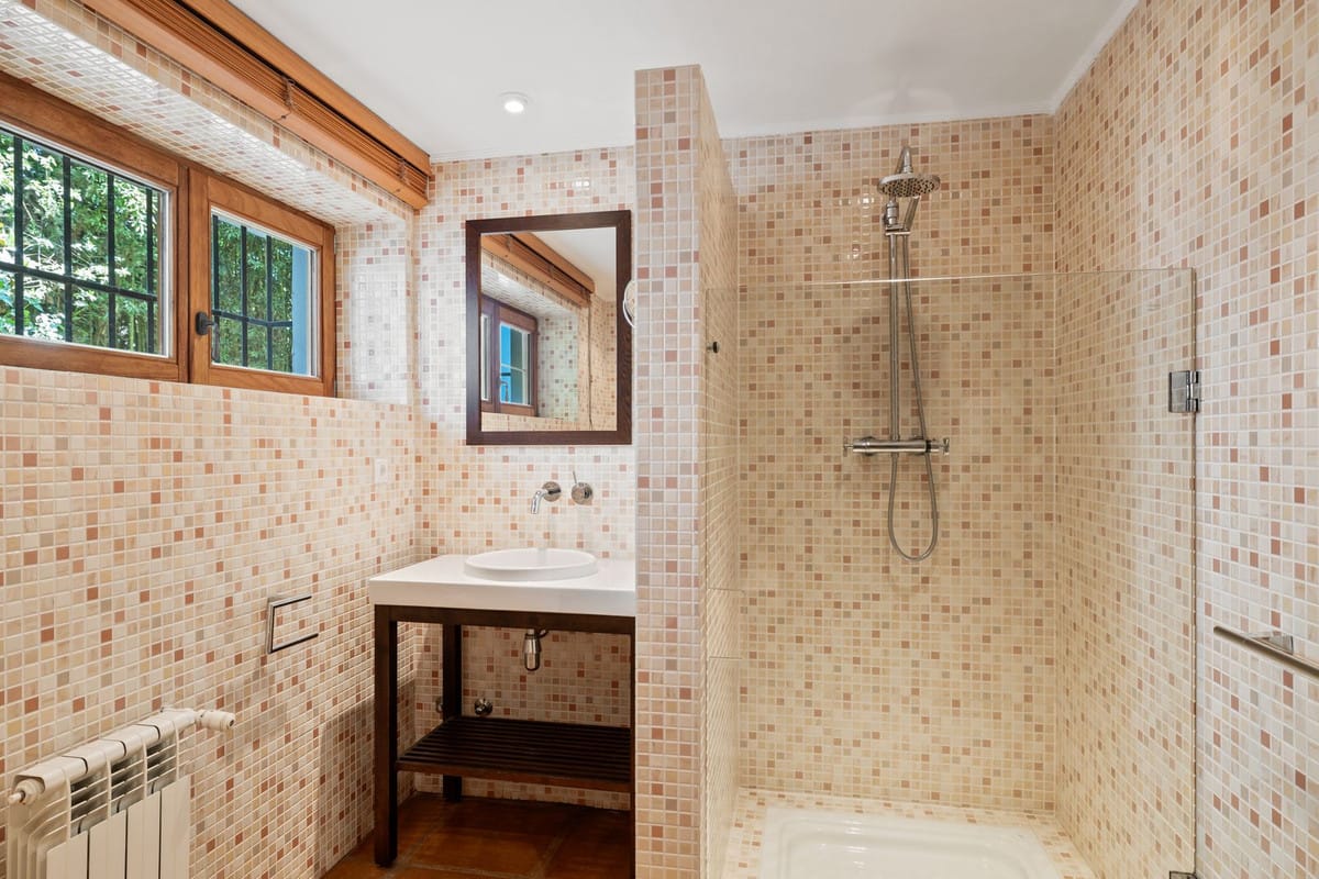 Huis met 6 slaapkamers aan het strand in Marbesa in Marbesa - foto 13