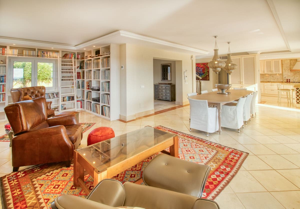 4-slaapkamer finca in Estepona met panoramisch zeezicht in Estepona - foto 2