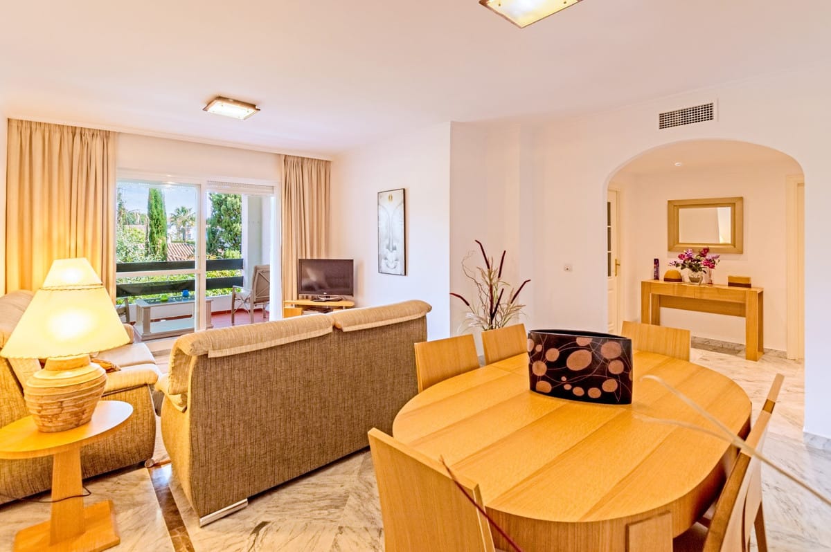 Drie-slaapkamerappartement in San Pedro de Alcántara aan de strandlijn in San Pedro de Alcántara - foto 7