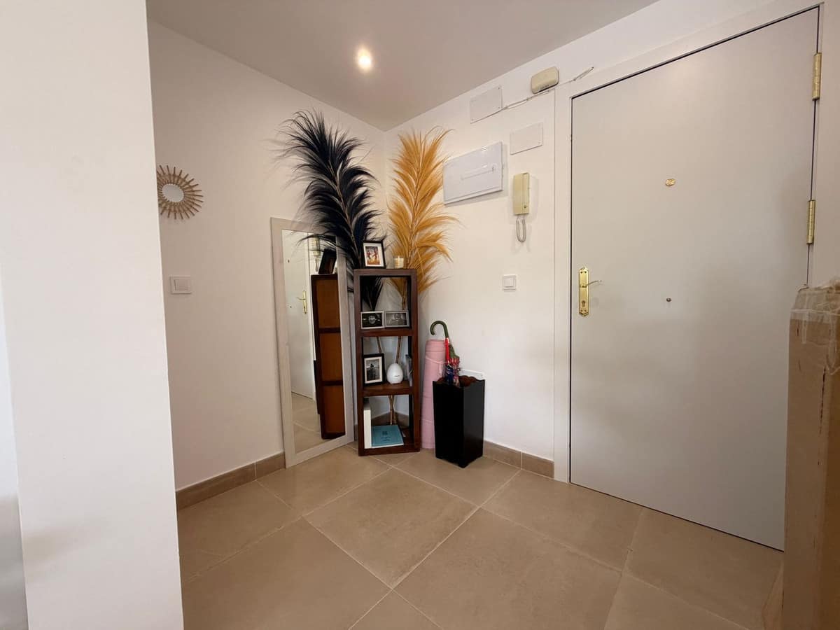 2 bedroom Apartment in Torremolinos in Torremolinos - foto 8