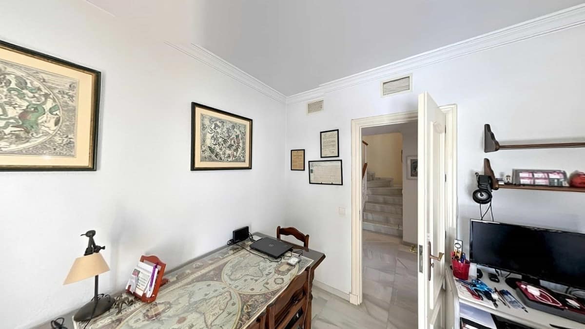 5-slaapkamer huis in Atalaya (Residencial Diana) in Atalaya - foto 16