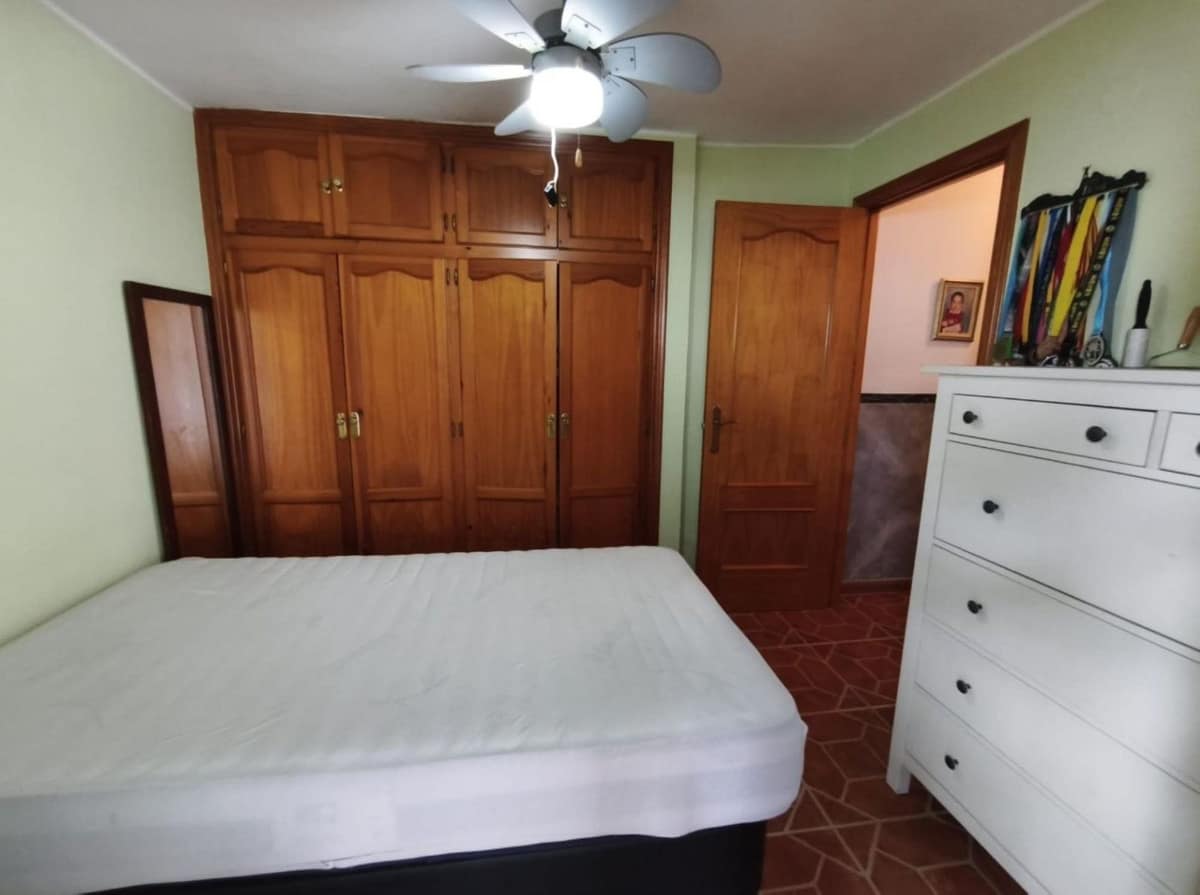 Drie-slaapkamer appartement in Estepona in Estepona - foto 4
