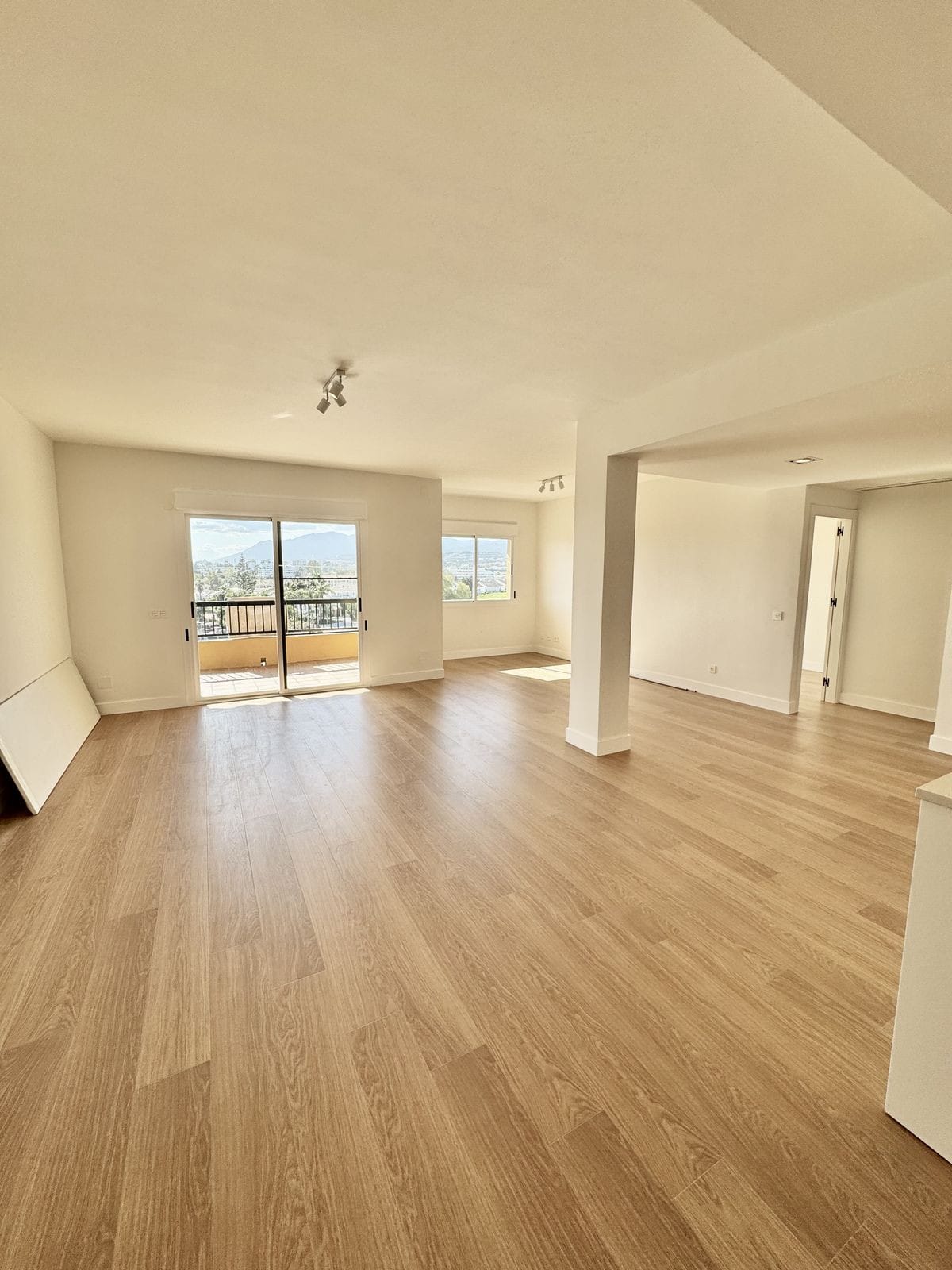 Drie-slaapkamerappartement in San Pedro de Alcántara in San Pedro de Alcántara - foto 8