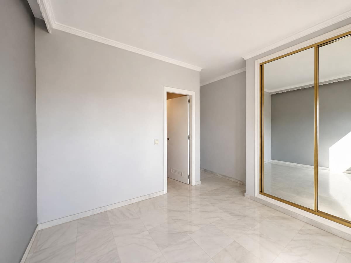 Appartement met 4 slaapkamers in Marbella in Marbella - foto 12