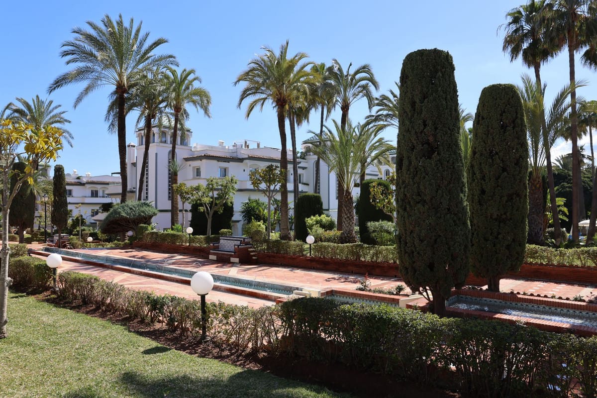 5 slaapkamers, 3 badkamers – Stadswoning in Dominion Beach, Estepona in Estepona - foto 10
