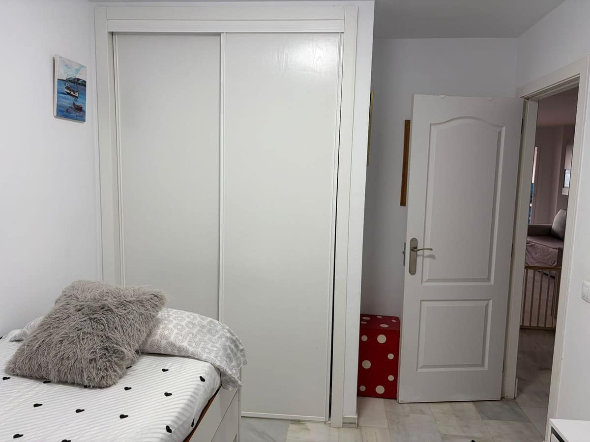 Halfvrijstaande woning met panoramisch zee-, berg- en golfzicht in Casares Playa in Casares Playa - foto 16