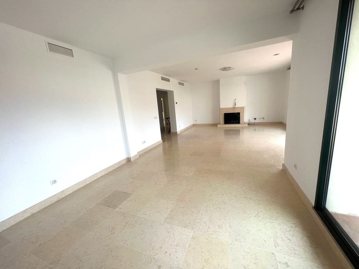 Spectaculair duplex-penthouse in Capanes del Golf, Benahavís in Benahavís - foto 10