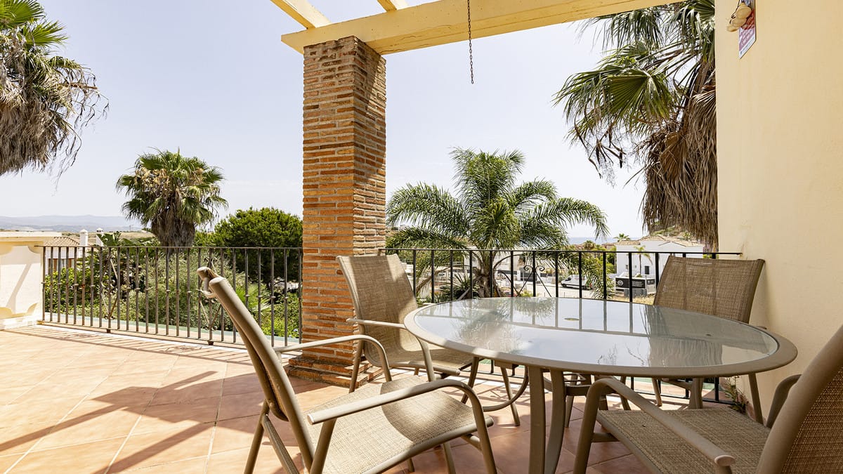5 bedroom House in Casares in Casares - foto 6