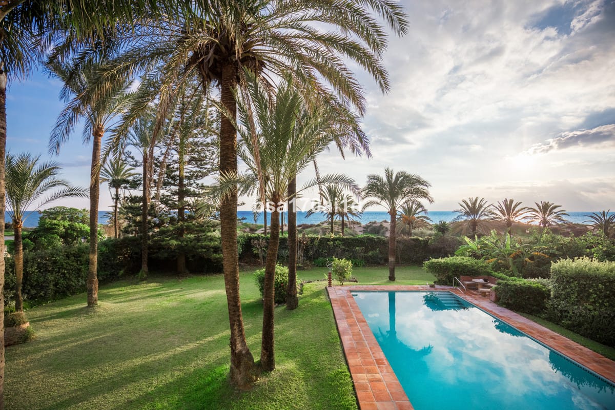 Villa met 5 slaapkamers in Los Monteros in Los Monteros - foto 4