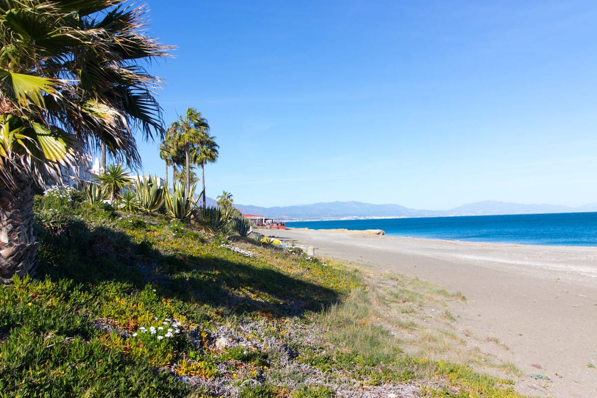 Charmant stadswoning aan het strand in La Duquesa in La Duquesa - foto 15