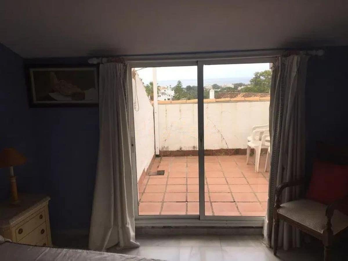 Drie-slaapkamer duplex penthouse in Nueva Andalucía in Nueva Andalucía - foto 9