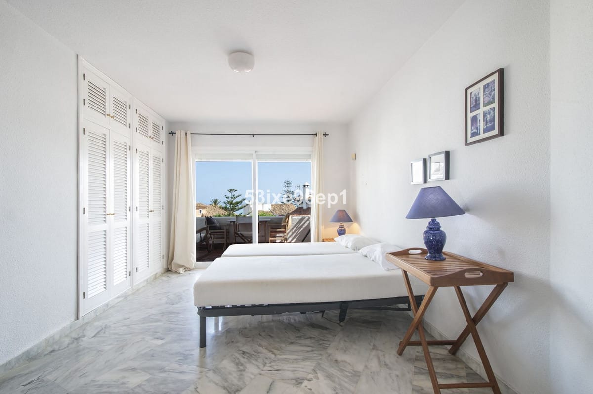 3-slaapkamerhuis aan het strand in Estepona in Estepona - foto 17