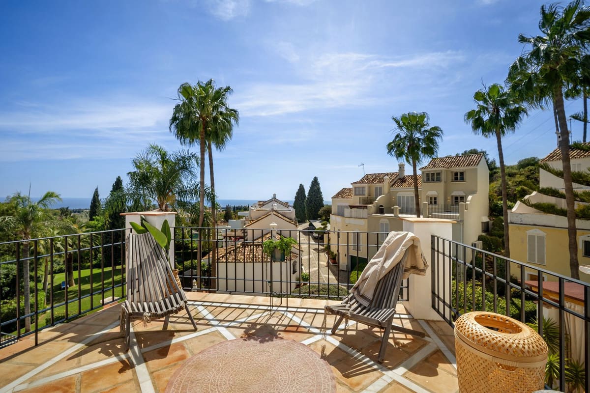 4-slaapkamerwoning in Marbella in Marbella - foto 3