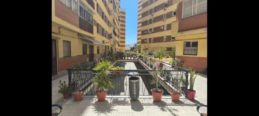 Appartement met 3 slaapkamers in Málaga in Málaga - foto 16