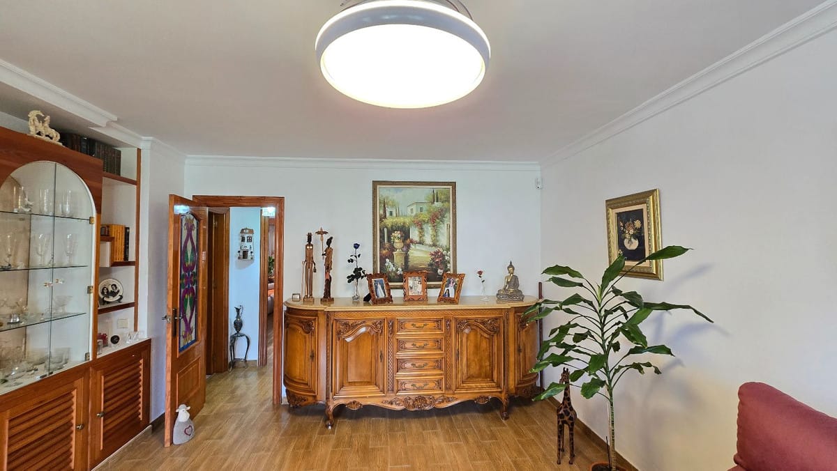 Stadswoning met 4 slaapkamers in Málaga in Málaga - foto 19
