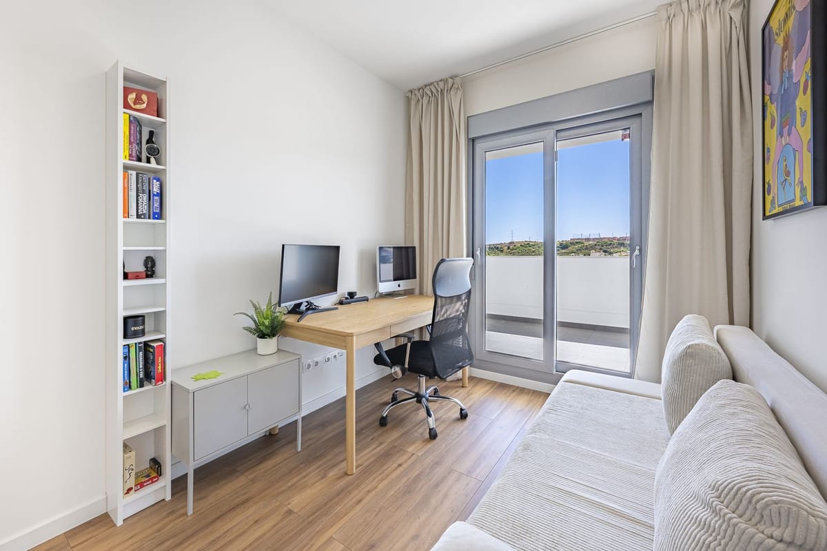 2 bedroom Apartment in Estepona in Estepona - foto 2