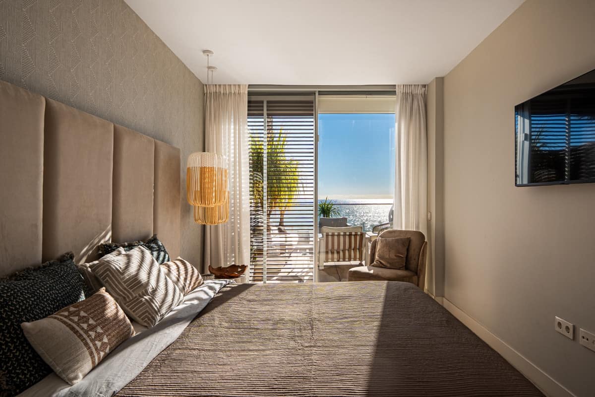 Casa Azul — Moderne villa aan het strand met 4 slaapkamers in Estepona (The Edge) in Estepona - foto 16