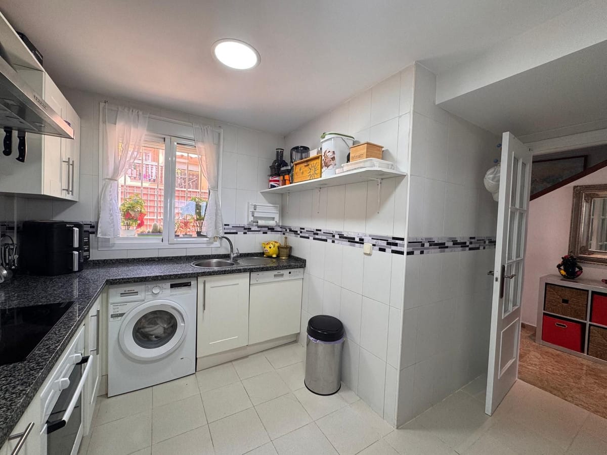 3 bedroom House in Estepona in Estepona - foto 9