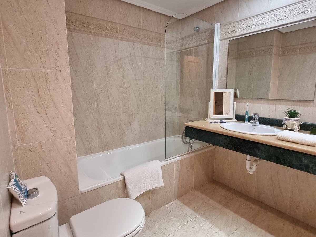 2 bedroom Apartment in Selwo in Selwo - foto 18