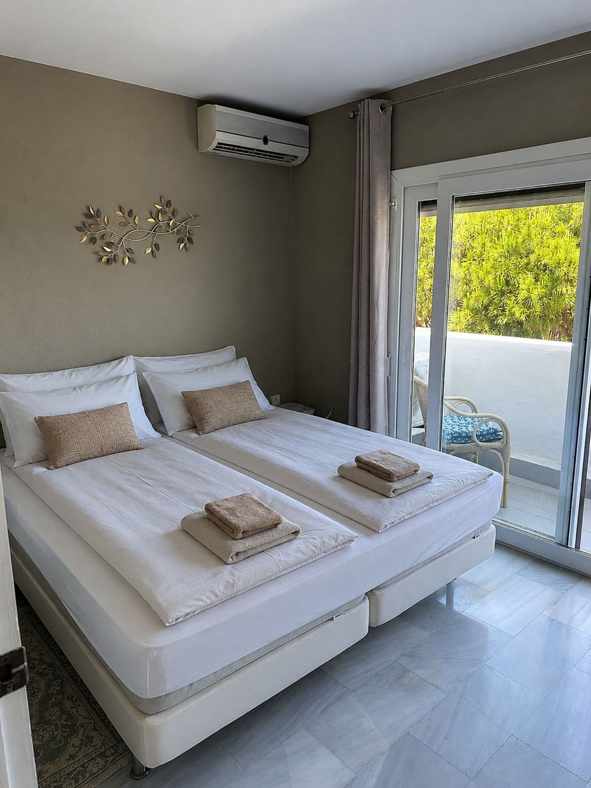 2 bedroom Apartment in Calahonda in Calahonda - foto 14