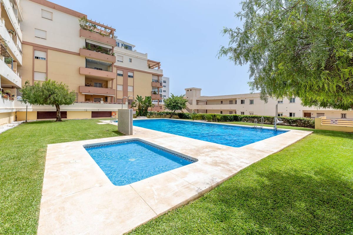3 bedroom Apartment in Torrequebrada in Torrequebrada - foto 4