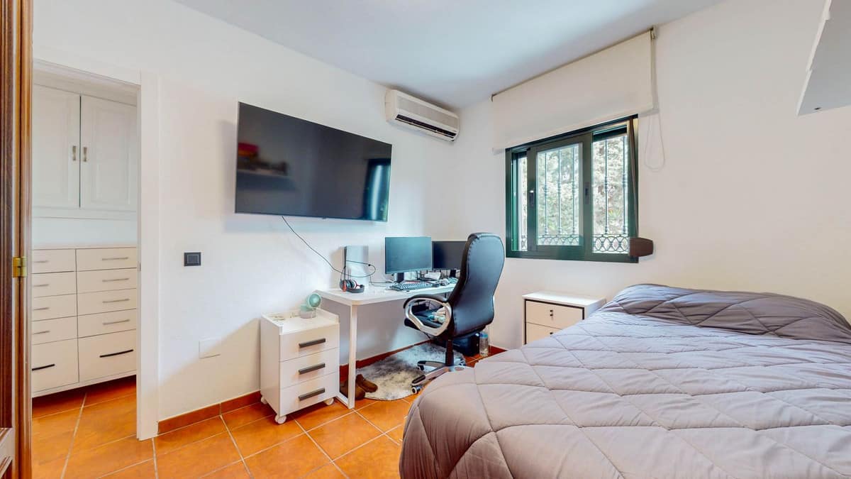 Villa met 4 slaapkamers in Benahavís in Benahavís - foto 15