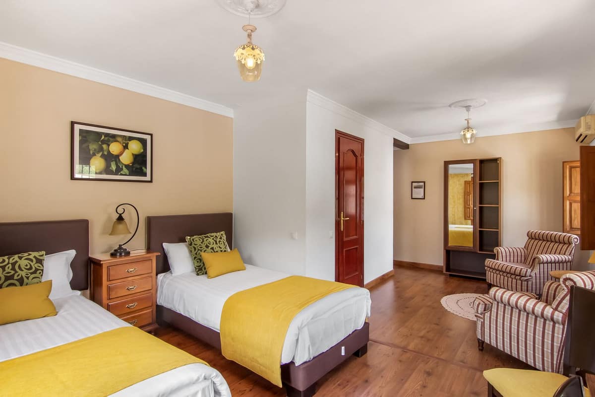 Finca met 6 slaapkamers en Bed & Breakfast-optie in Canillas de Albaida, Málaga in Canillas de Albaida - foto 19