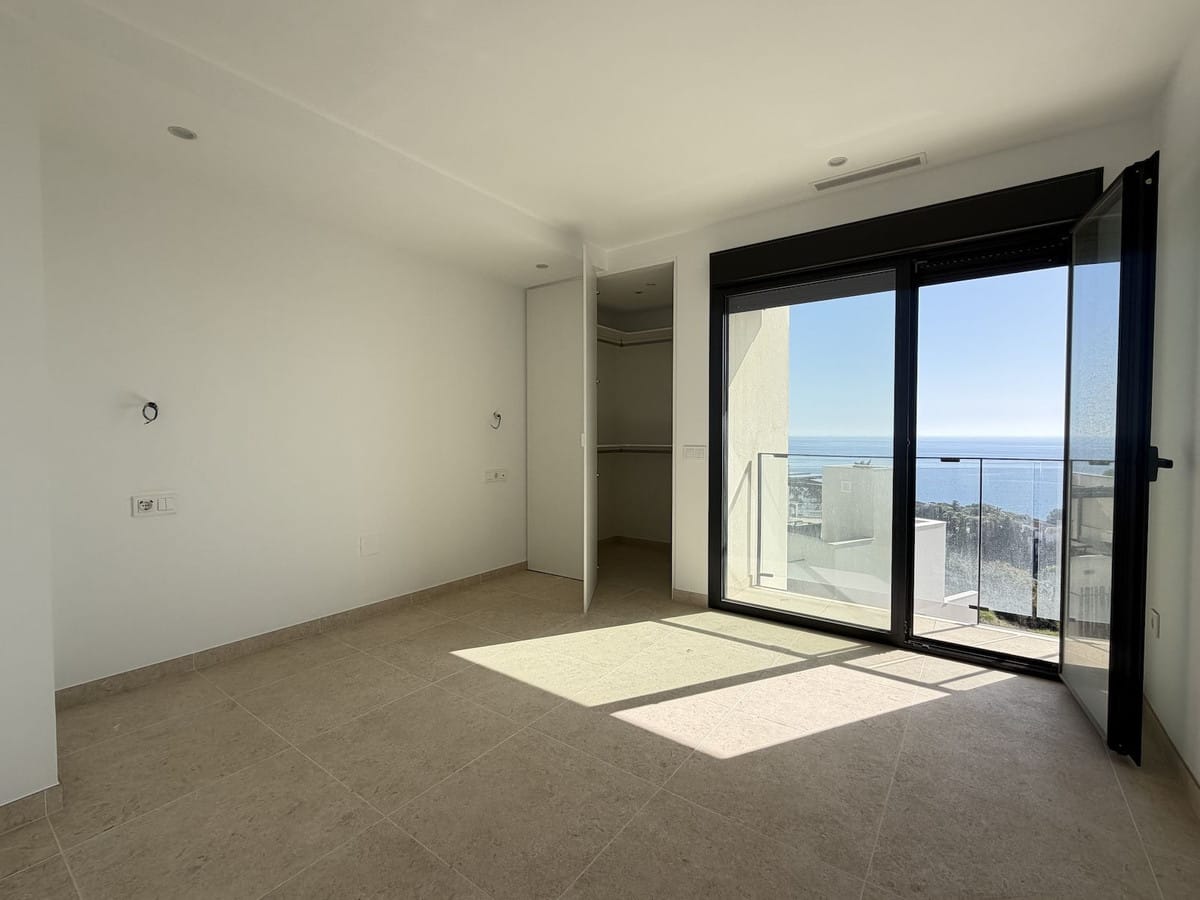 Drie-slaapkamerwoning in Torrox Costa in Torrox Costa - foto 8