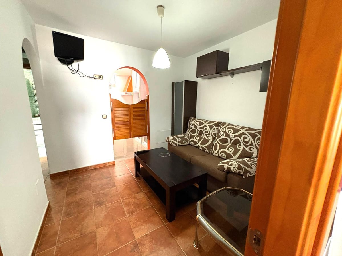 3-slaapkamerwoning in Málaga in Málaga - foto 9