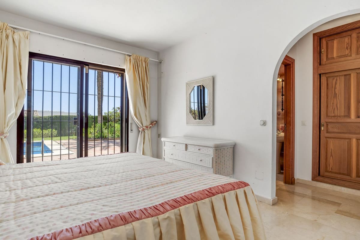 Villa met 4 slaapkamers in Las Chapas in Las Chapas - foto 12