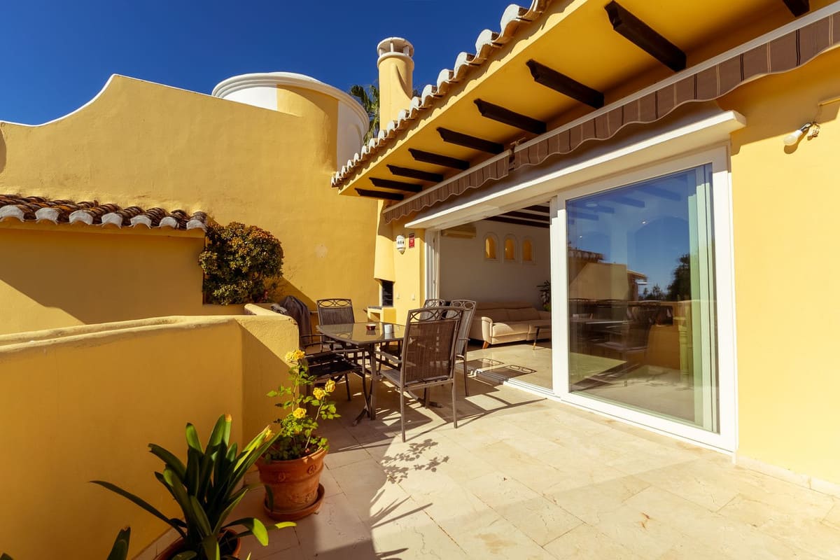 Drie-slaapkamer stadswoning in Calahonda, Mijas Costa in Calahonda - foto 11