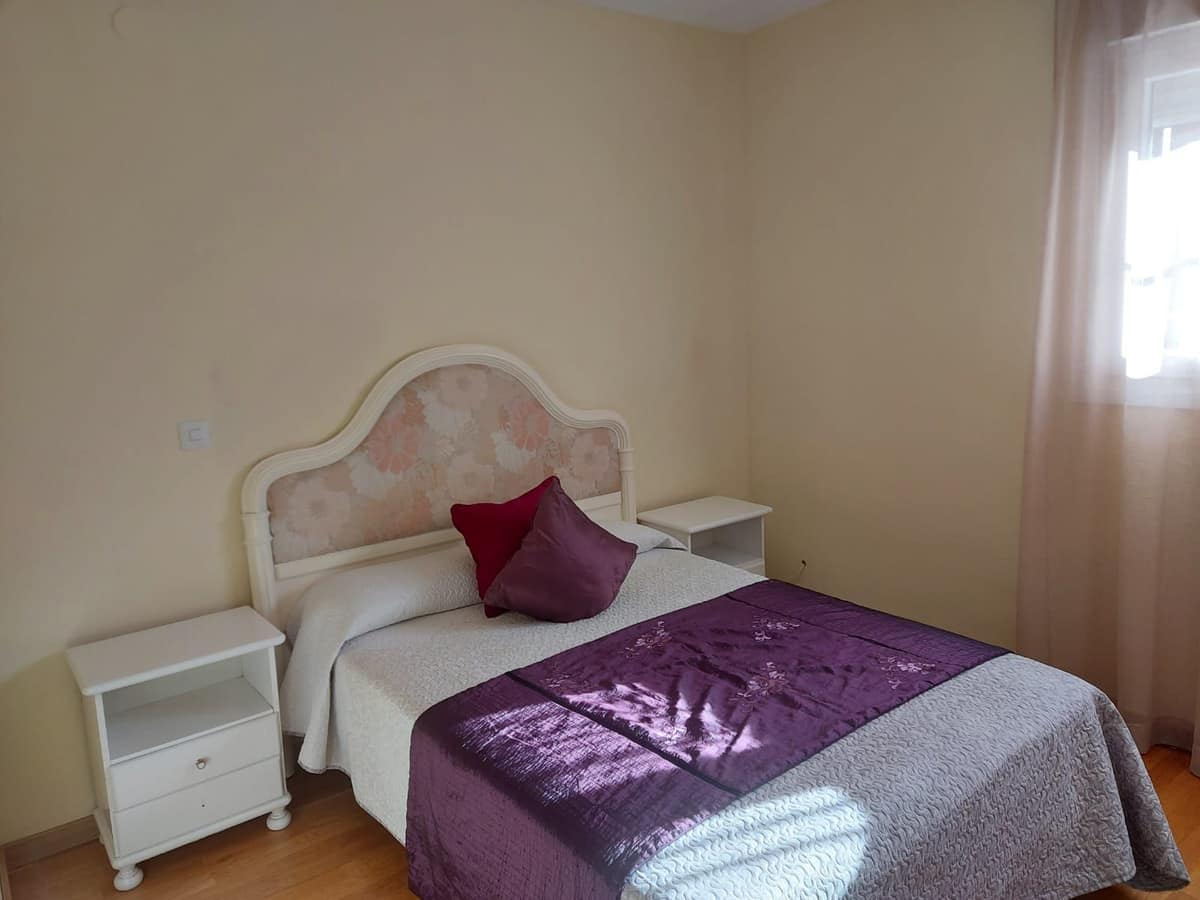 Los Boliches – 3-slaapkamer stadswoning met gemeenschappelijk zwembad in Los Boliches - foto 7