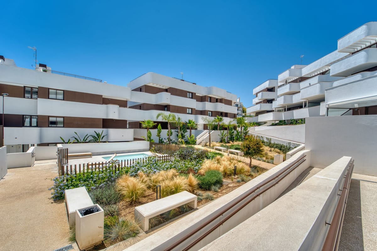 Moderne 2-slaapkamer begane grond in Estepona – Las Mesas in Estepona - foto 18