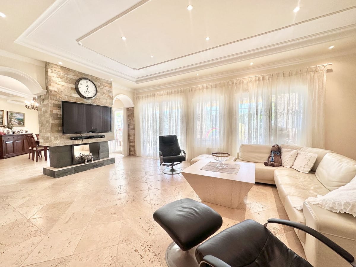 Villa met 6 slaapkamers in El Rosario, Málaga in El Rosario - foto 3