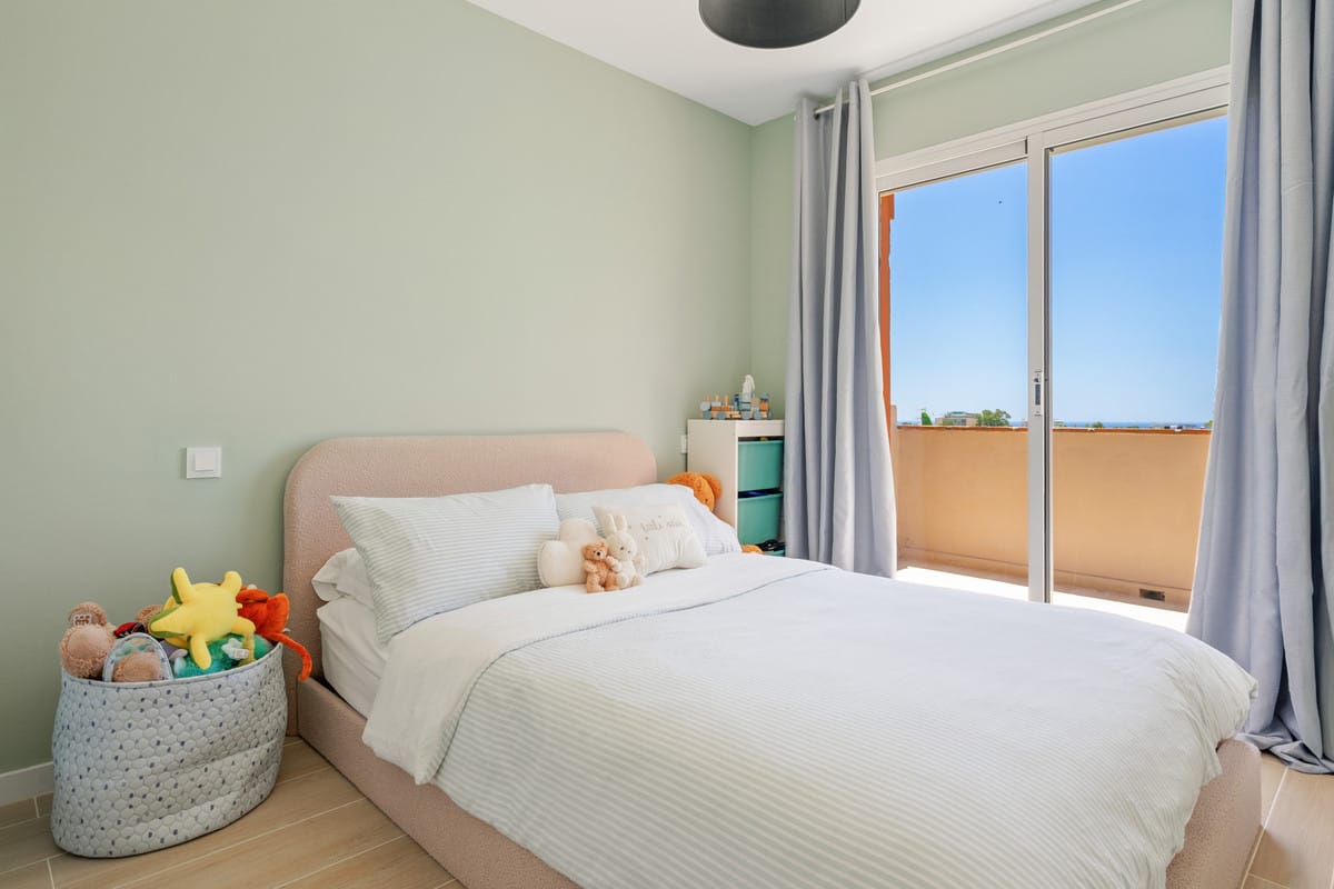 Drie slaapkamers stadswoning met privé-tuin in Nueva Atalaya, Estepona in Estepona - foto 20